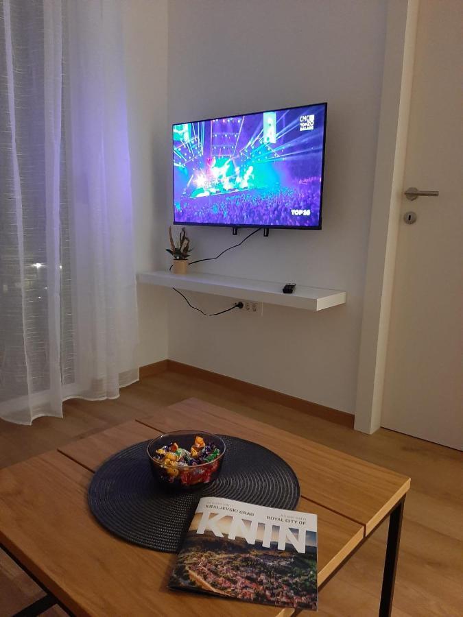 Apartman Stela Knin Eksteriør bilde